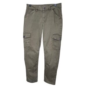 Signature Khaki Cargo Capris